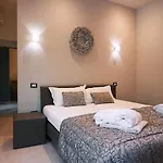 Casa Grimaldi & Restaurant Tre Stelle S 3*