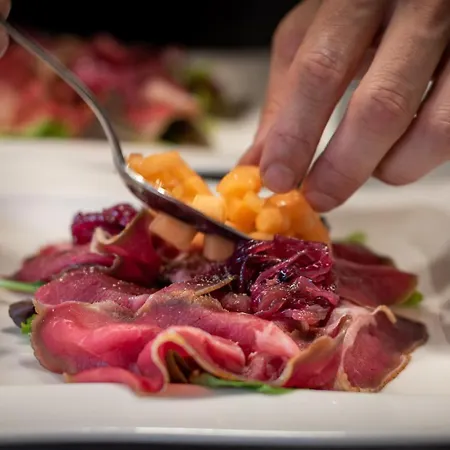 Casa Grimaldi & Restaurant Tre Stelle S 3*