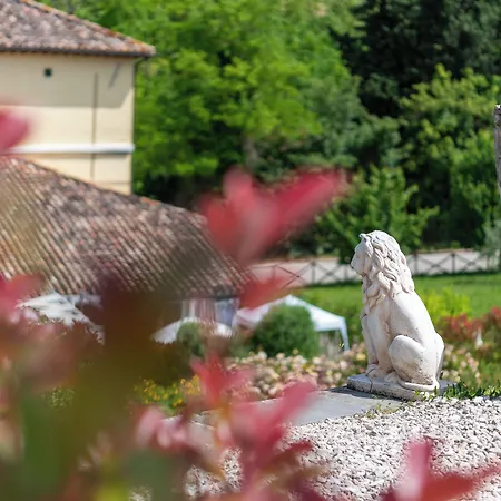 Casa Grimaldi & Restaurant Tre Stelle S מלון 3*